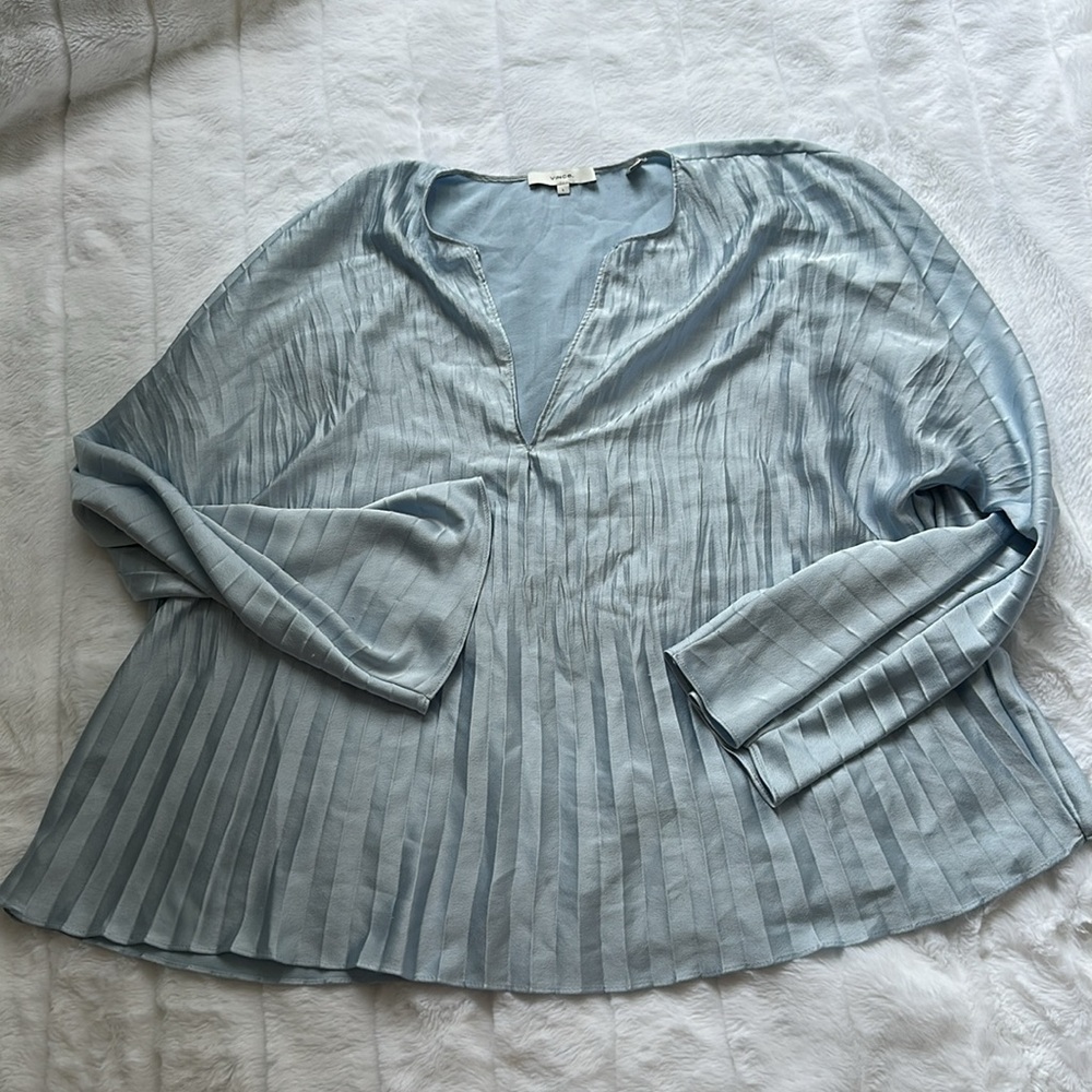 - Vince Long Sleeve Pleated V-Neck Blouse - Picture 7 of 7